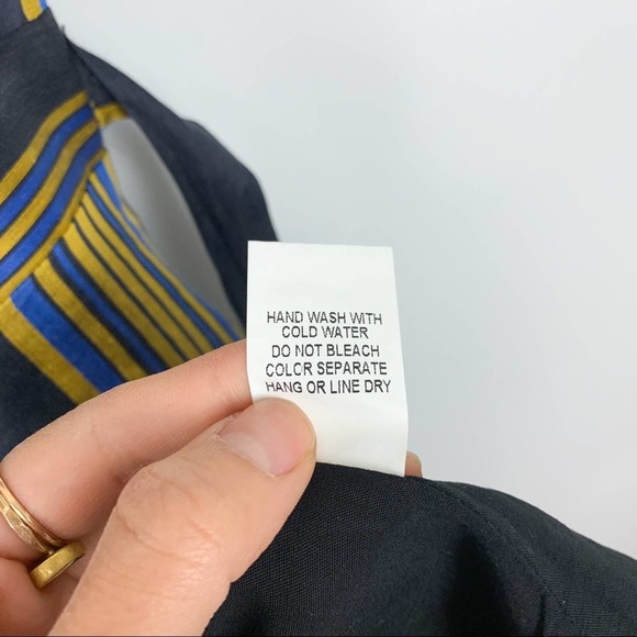 Honeypunch Lulus Black Striped Short Sleeve Ruffle Wrap Mini Dress Size Medium - Picture 12 of 13